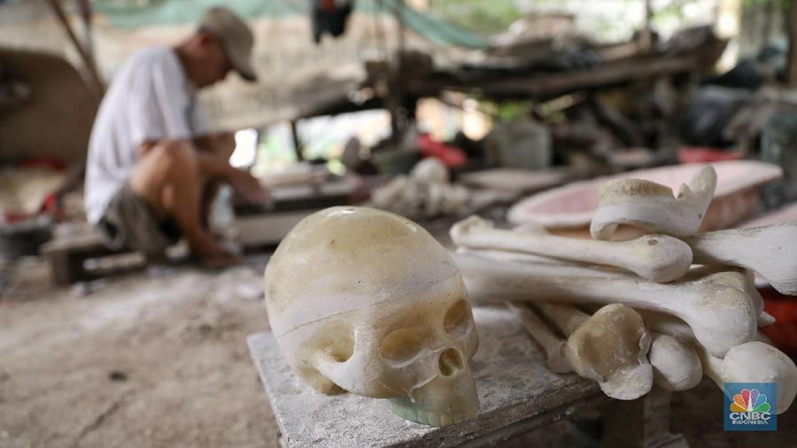 Pemerintah akan segera merampungkan revisi Peraturan Pemerintah tentang pengaturan pajak bagi usaha mikro, kecil, dan menengah (UMKM)