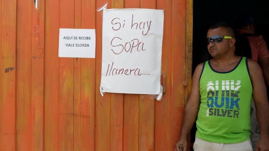 Sebuah kota di Venezuela barat mulai mengeluarkan mata uangnya sendiri untuk meringankan krisis negara yang sudah hiperinflasi.