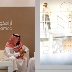 Warning: Arab Saudi Kurangi Pasokan Minyak untuk Asia pada April