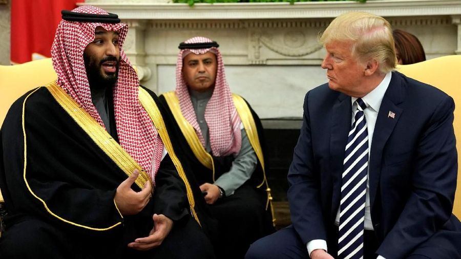 Saudi Arabia's Crown Prince Mohammed bin Salman delivers remarks as U.S. President Donald Trump welcomes him in the Oval Office at the White House in Washington, U.S. March 20, 2018. REUTERS/Jonathan Ernst