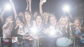 Kala Penonton 'Alay' Jamah Televisi Indonesia dan Hollywood