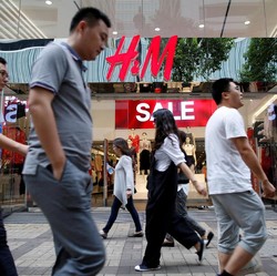 Dukung Bisnis Online-Offline, H&M Akuisisi Saham Fintech