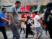 Dukung Bisnis Online-Offline, H&M Akuisisi Saham Fintech