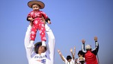 Menurut perhitungan astronomi, momentum equinoks ini jatuh pada dua tanggal, 20 Maret dan 22 September. (AFP PHOTO / Pedro PARDO)