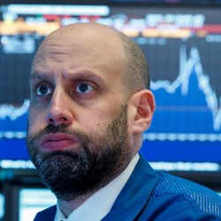 Gagal Short-Sell Saham Kapal Pesiar, Hedge Fund Rugi Rp 97 T