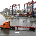 Tanjung Priok Beroperasi 24 Jam 7 Hari Sepekan, Memang Bisa?