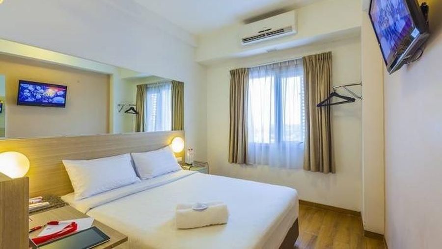 hotel red planet
