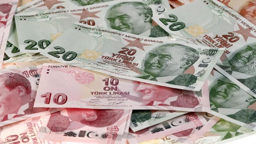 Mata uang Turki tersebut sudah kehilangan nilai 45% tahun ini.
