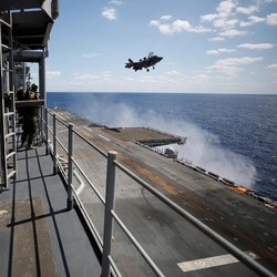 Jet Tempur F-35 AS Kecelakaan di LCS, Pilot Terlempar