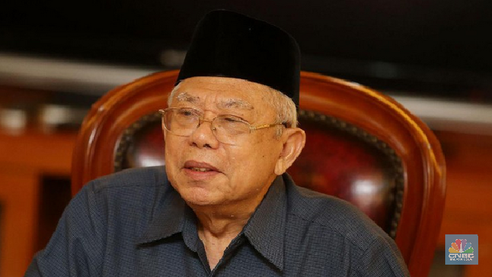 Jadi Dewan Pengawas 4 Bank Syariah, Apa Kata Kiai Ma'ruf? Kiai Ma'ruf juga masih menjabat sebagai ketua umum nonaktif Majelis Ulama Indonesia (MUI).