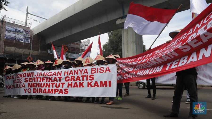 Mereka mempermasalahkan soal sertifikat hak guna bangunan (SHGB) yang diterbitkan oleh oknum BPN