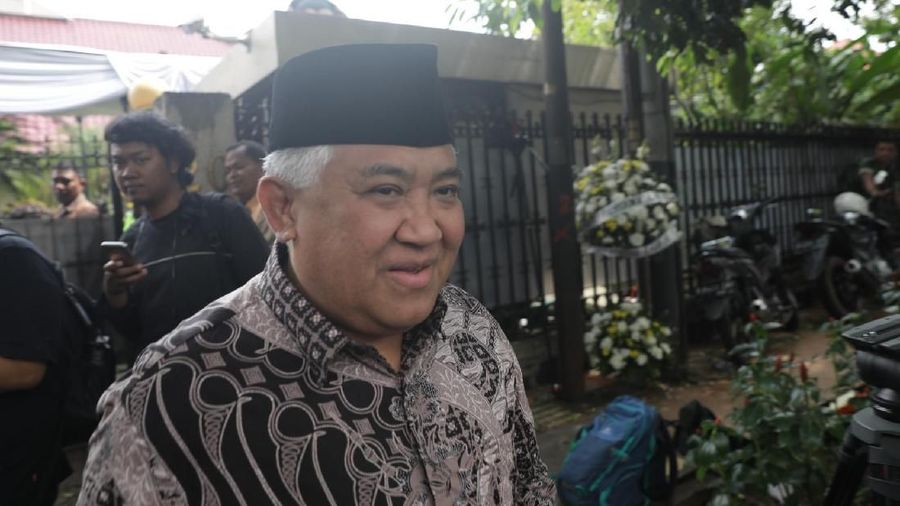 Probosutedjo meninggal dunia pada pukul 07.05 WIB pagi tadi di Rumah Sakit Cipto Mangunkusumo (RSCM).