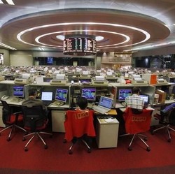 AS-China Berunding, Bursa Hong Kong ke Zona Hijau