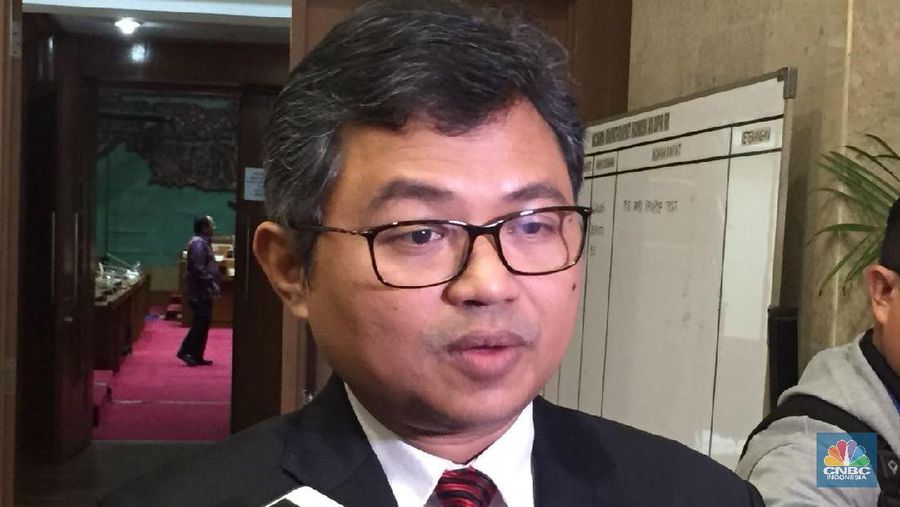 Indonesia tidak bisa melakukan capital control karena Indonesia termasuk negara yang membutuhkan pembiayaan dari asing.