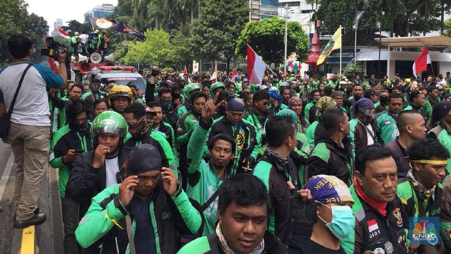 Tarif ojek online akan disesuaikan dengan zonasinya. Tarif tertinggi akan didapatkan Indonesia bagian timur atau zonasi tiga.