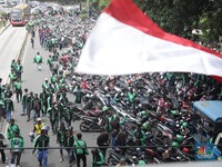 Demo Besar Go-Jek, Nadiem: No Comment, Saya Ditunggu Go-Car