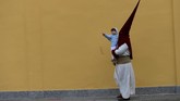 Setelah Minggu Palma, ada Kamis Putih yang masih masuk dalam rangkaian Pekan Suci. Kamis Putih memperingati momen Perjamuan Terakhir Yesus dan ke-12 muridnya. (REUTERS/Eloy Alonso)