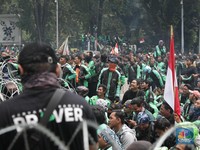 Curhat Driver Go-Jek : Dulu Rp 300.000 Sekarang Rp 150.000