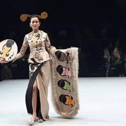 Busana Muslim Dominasi Indonesia Fashion Week 2018