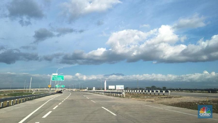 Konstruksi yang rubuh tersebut bukan proyek pembangunan tol di Kawasan Ekonomi Khusus (KEK) Bitung.