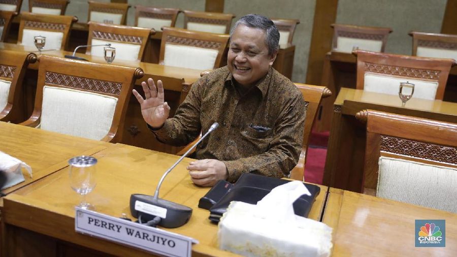 Bagaimana tidak, sepanjang pekan ini tidak ada satupun saham saham bank BUKU IV yang diperdagangkan menguat secara mingguan.