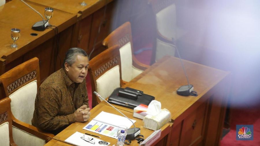 Perry menyampaikan visi dan misinya dalam lima tahun ke depan, apabila terpilih sebagai Gubernur BI.