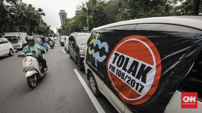 Aturan Baru Taksi Online Terbit Paling Lambat 20 November