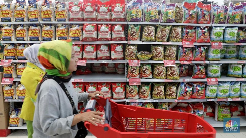 Di Jakarta, harga beras medium bahkan mencapai Rp 13.050/kg hingga Rp 14.100/kg.