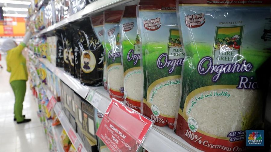 Di Jakarta, harga beras medium bahkan mencapai Rp 13.050/kg hingga Rp 14.100/kg.