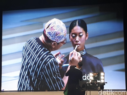 4 Tren Makeup 2018 yang Terinspirasi Kekayaan Alam Indonesia 4 Tren Makeup 2018 yang Terinspirasi Kekayaan Alam Indonesia