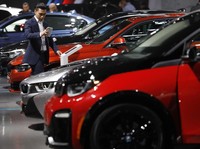 BMW Ancam akan Lakukan PHK dan Pindahkan Pabrik dari AS