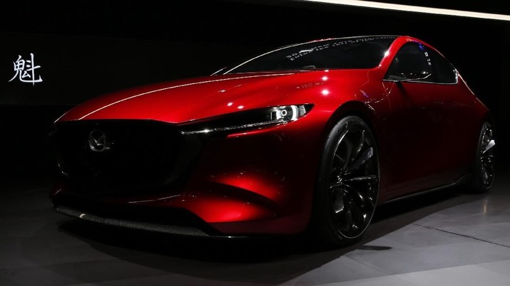 The Mazda KAI concept car is presented at the New York Auto Show in the Manhattan borough of New York City, New York, U.S., March 28, 2018. REUTERS/Brendan Mcdermid