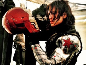 Jangan Pernah Lakukan Ini ke Sebastian Stan