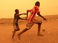 FOTO: Menembus Badai Pasir di Sudan
