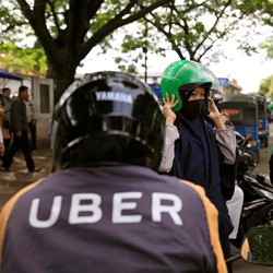 Mulai Besok, Aplikasi Uber Tidak Bisa Dipakai