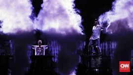 Nila Setitik di Kemeriahan Konser The Chainsmokers di Jakarta