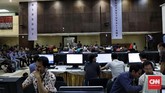 Pelaporan secara manual ke kantor pajak dapat dilakukan hingga hari ini pukul 17.00.