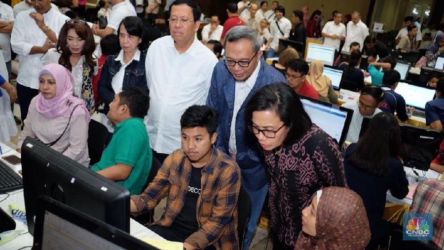 Menteri Keuangan Sri Mulyani Indrawati menyebut hingga hari ini ada peningkatan Wajib Pajak (WP) perorangan sebesar 14,4% dibanding tahun lalu.