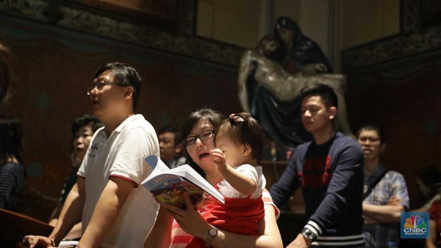 Gereja Katedral, Jakarta, mengusung tema 'Kita Indonesia, Kita Bhinneka' dalam Perayaan Paskah Tahun Ini.