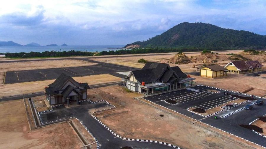 Kepulauan Anambas yang merupakan salah satu dari pulau terdepan di Indonesia akan semakin mudah diakses konektivitas transportasinya.