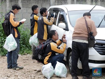 Diakuisisi Grab, Driver Uber Pilih Bedol Desa Ke Go-Jek