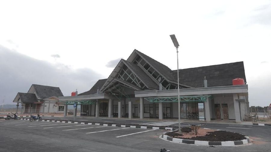 Kepulauan Anambas yang merupakan salah satu dari pulau terdepan di Indonesia akan semakin mudah diakses konektivitas transportasinya.