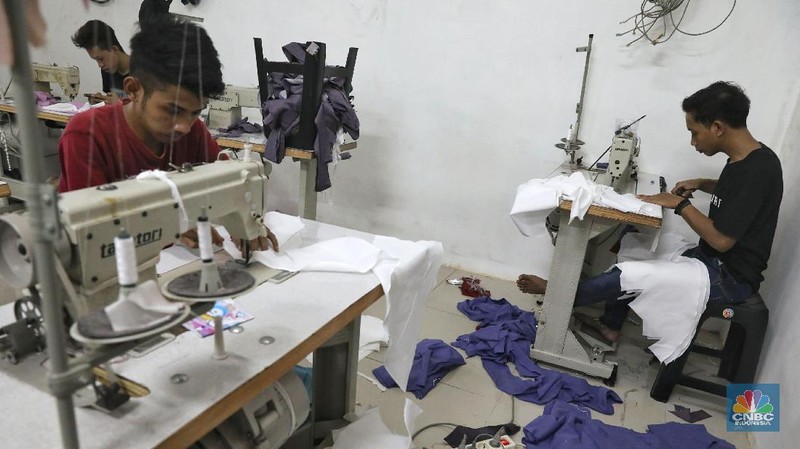 Asosiasi Pertekstilan Indonesia (API) menargetkan pertumbuhan ekspor tekstil dan produksi tekstil indonesia sebesar US$12,97 miliar atau tumbuh 2,2%.