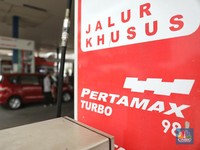 Konsumsi Turun 50%, Bensin Premium Bakal Hilang di Jakarta?