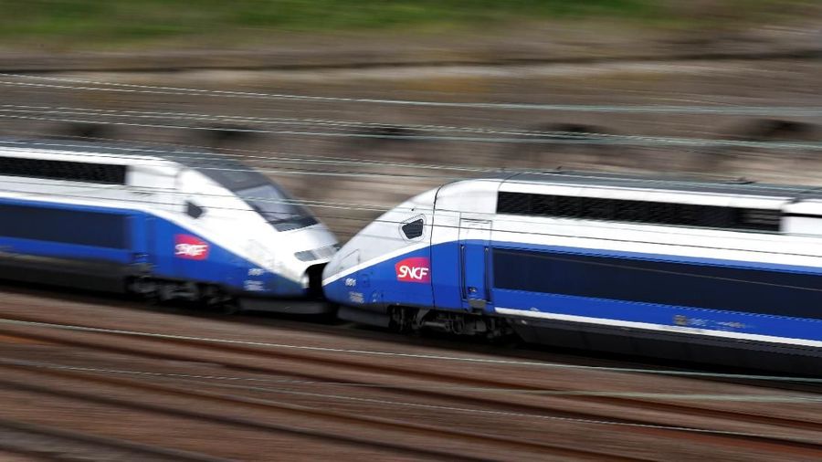 Empat serikat pekerja kereta utama melakukak aksi mogok perjalanan setiap lima hari selama tiga bulan kedepan.