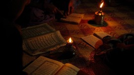 FOTO: Desa Simpang Nun Jauh dari 'Sengat' Listrik