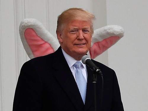 Curhat Pria Paruh Baya yang Pernah Cukur Rambut Donald Trump Curhat Pria Paruh Baya yang Pernah Cukur Rambut Donald Trump