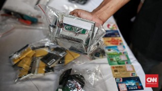 Dua Warga Bulgaria Dideportasi Usai Bobol ATM di Makassar