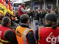 FOTO: Aksi Mogok Massal Buruh di Perancis