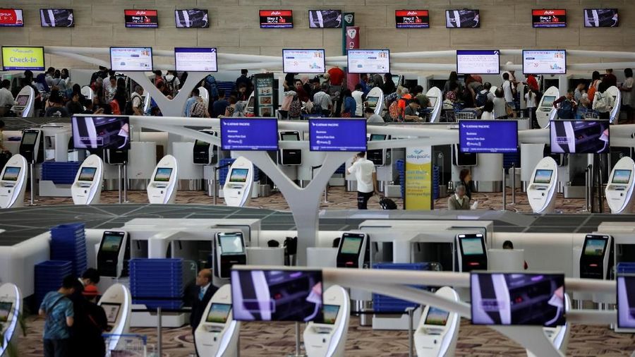 Bandara Changi menjadi pintu utama kawasan ASEAN.